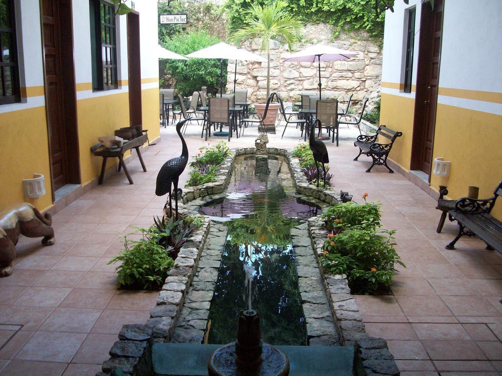 Hotel San Miguel Arcangel Исамал Екстериор снимка