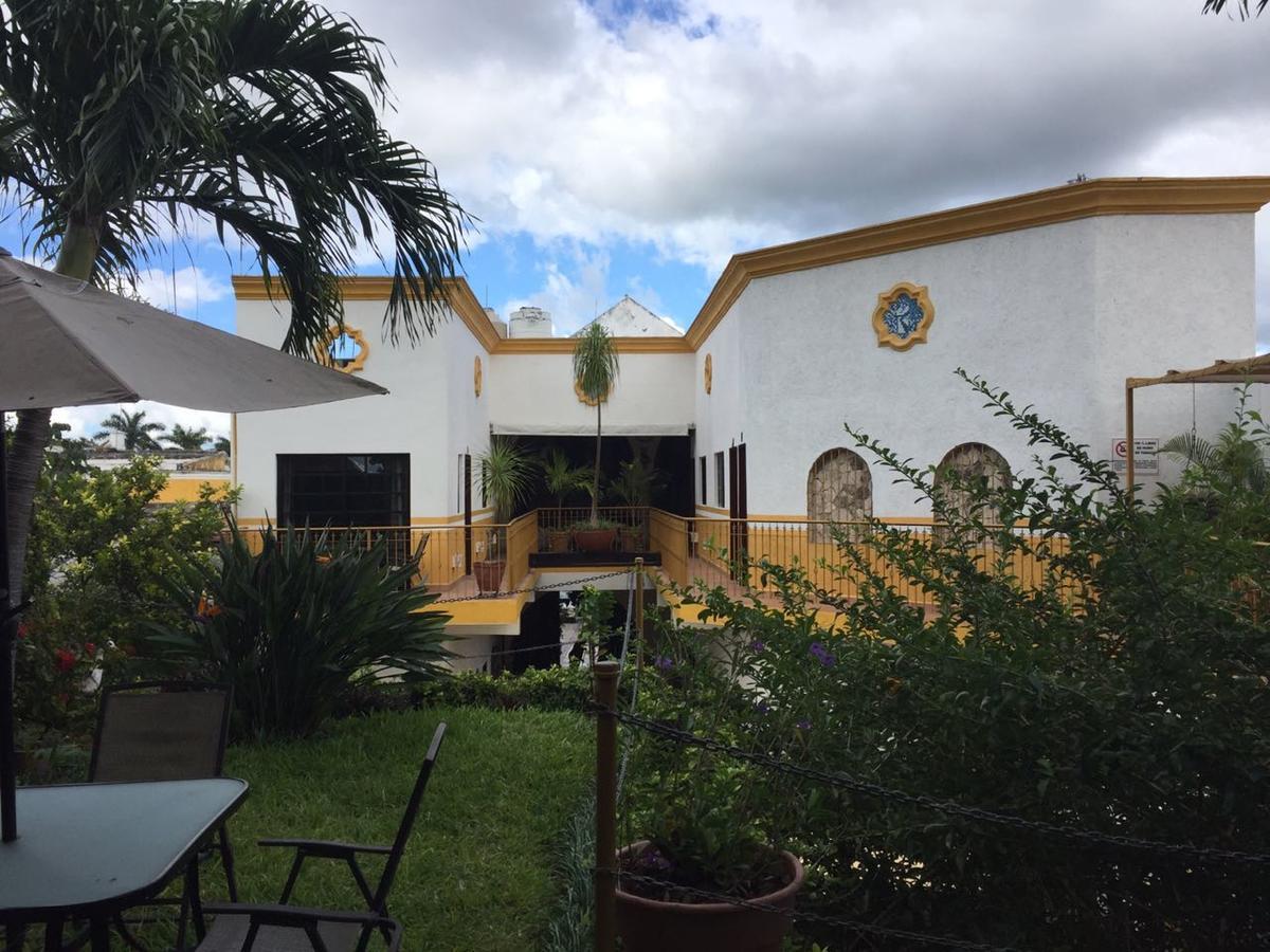 Hotel San Miguel Arcangel Исамал Екстериор снимка