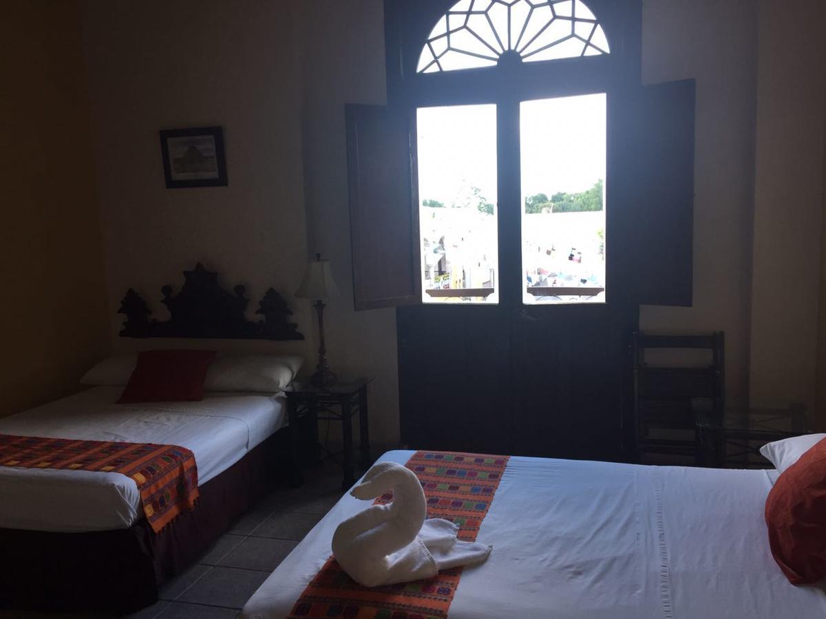 Hotel San Miguel Arcangel Исамал Екстериор снимка