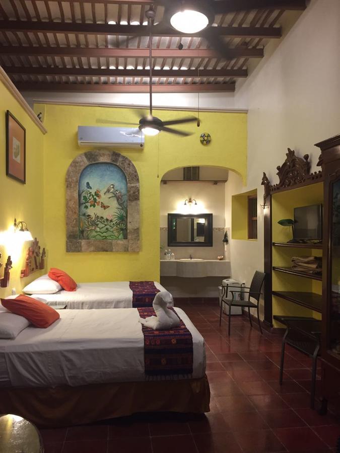 Hotel San Miguel Arcangel Исамал Екстериор снимка